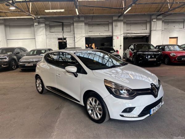 Renault Clio Hatchback, Petrol, 2019, White