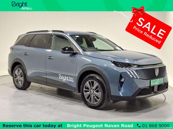 Peugeot 5008 MPV, Petrol, 2026, Blue