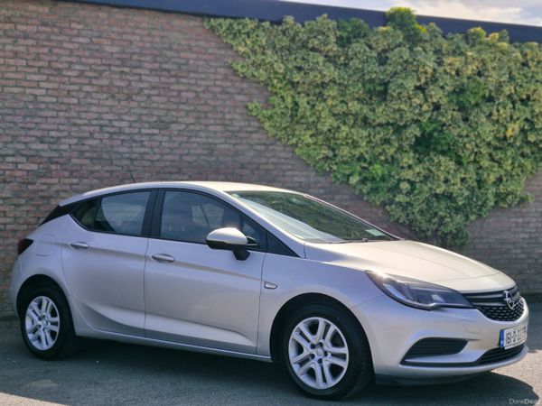 Opel Astra Hatchback, Diesel, 2016, Silver