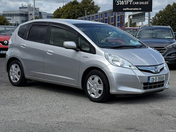 Honda Fit Hatchback, Petrol Hybrid, 2013, Silver