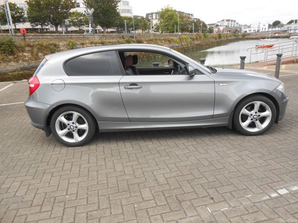 BMW 1-Series Hatchback, Petrol, 2010, Grey