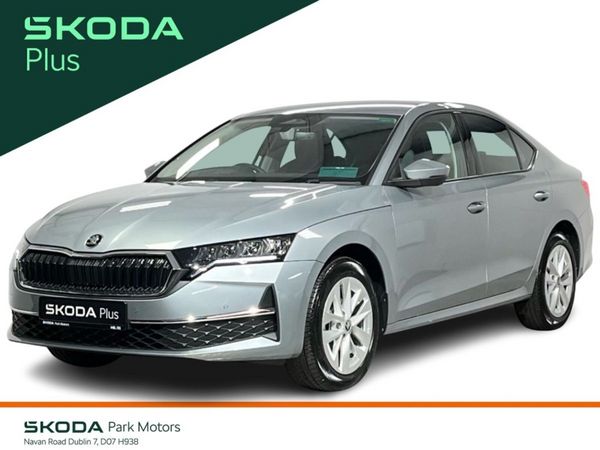 Skoda Octavia Saloon, Petrol, 2026, Silver