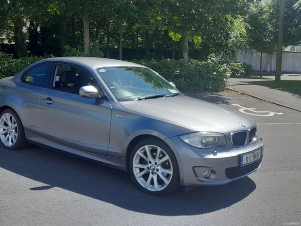 BMW 1-Series Coupe, Diesel, 2011, Grey