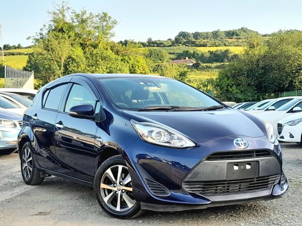 Toyota Aqua Hatchback, Petrol Hybrid, 2018, Blue
