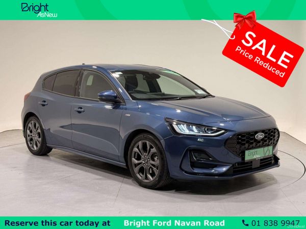 Ford Focus Hatchback, Petrol Hybrid, 2025, Blue