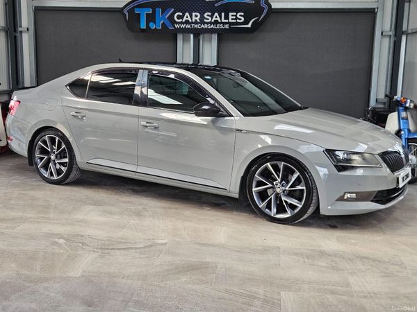 Skoda Superb Hatchback, Diesel, 2019, Grey