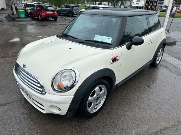 Mini Cooper Hatchback, Diesel, 2009, White