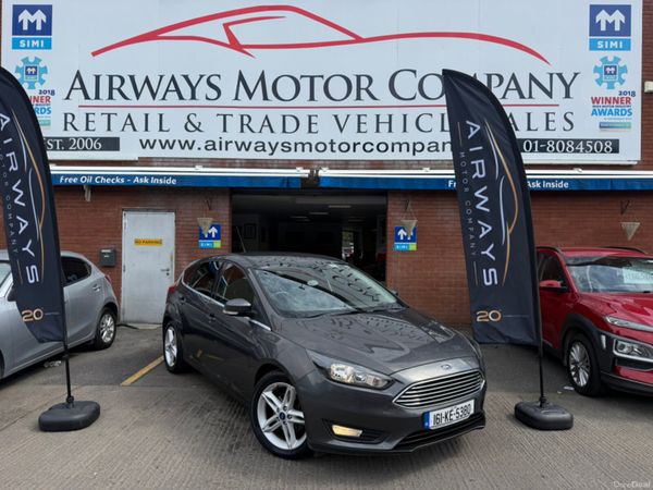 Ford Focus Hatchback, Petrol, 2016, Grey