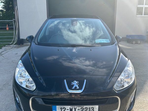 Peugeot 308 MPV, Diesel, 2012, Black