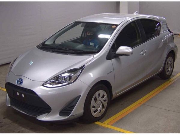 Toyota Aqua Hatchback, Petrol Hybrid, 2019, Silver