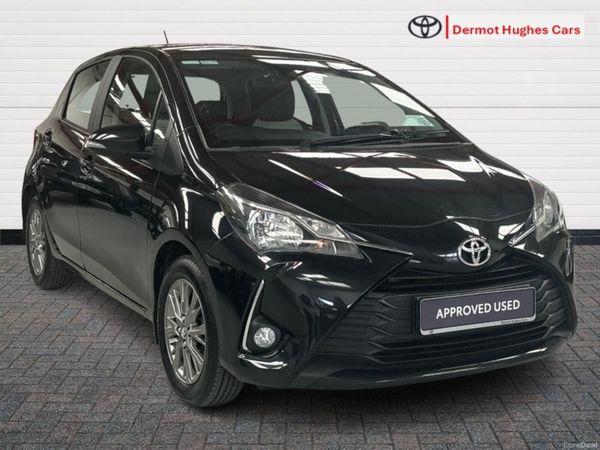 Toyota Yaris Hatchback, Petrol, 2018, Black
