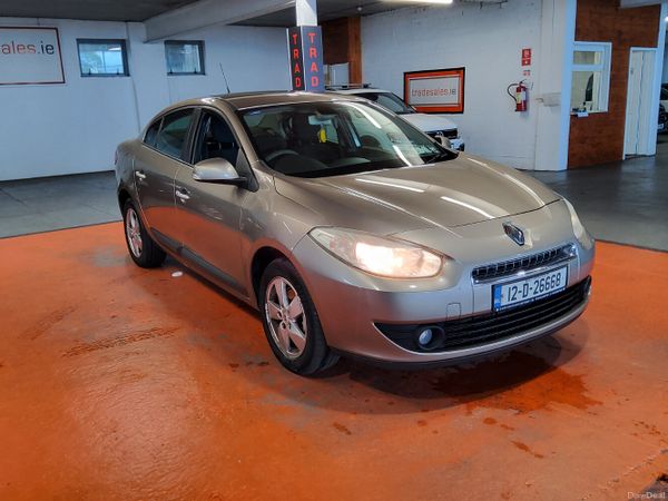 Renault Fluence Saloon, Diesel, 2012, Gold