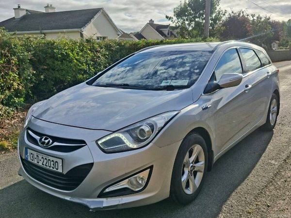 Hyundai i40 Estate/Jeep, Diesel, 2013, Silver