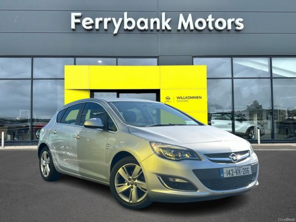 Opel Astra Hatchback, Diesel, 2014, Silver