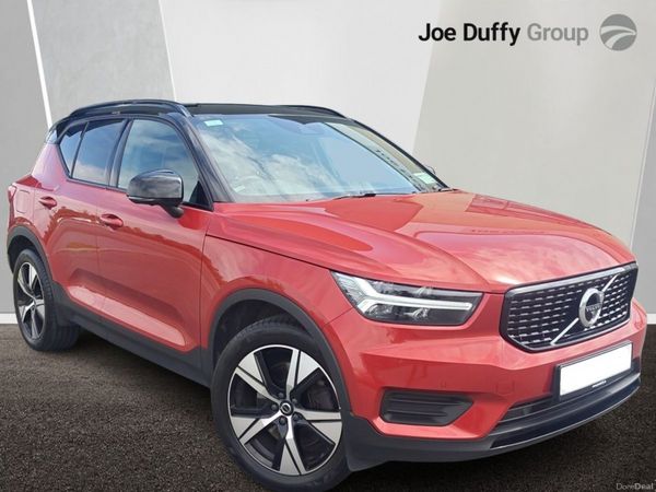 Volvo XC40 Estate, Petrol Plug-in Hybrid, 2022, Red