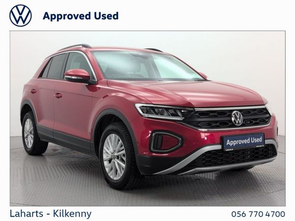 Volkswagen T-Roc SUV, Petrol, 2022, Red