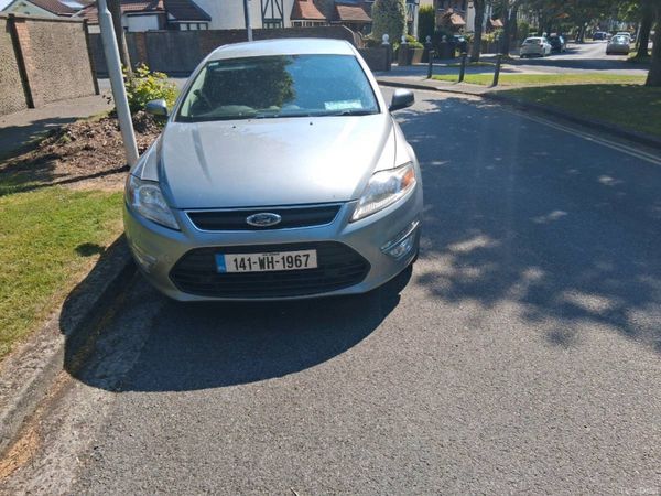 Ford Mondeo Hatchback, Diesel, 2014, Silver