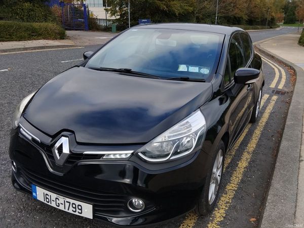 Renault Clio Hatchback, Petrol, 2016, Black