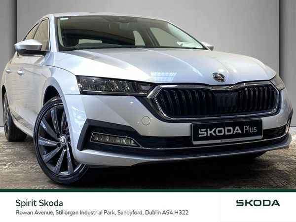 Skoda Octavia Saloon, Petrol, 2021, Silver