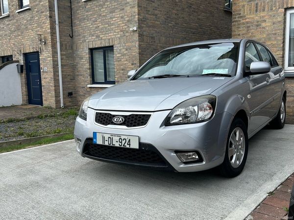 Kia Rio Hatchback, Diesel, 2011, Silver