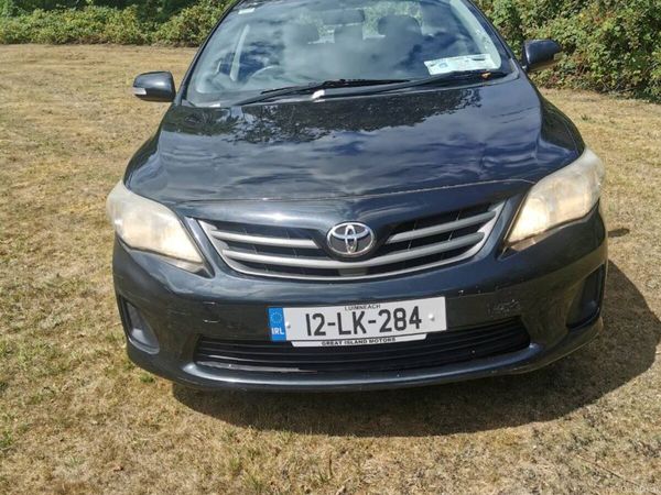Toyota Corolla Saloon, Petrol, 2012, Black