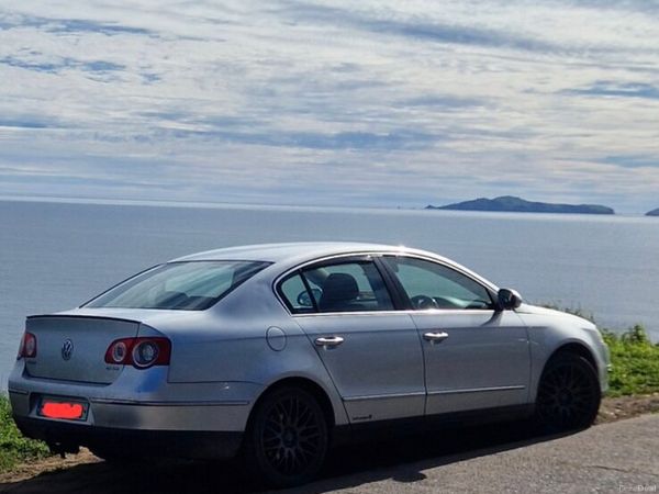 Volkswagen Passat Saloon, Diesel, 2008, Silver