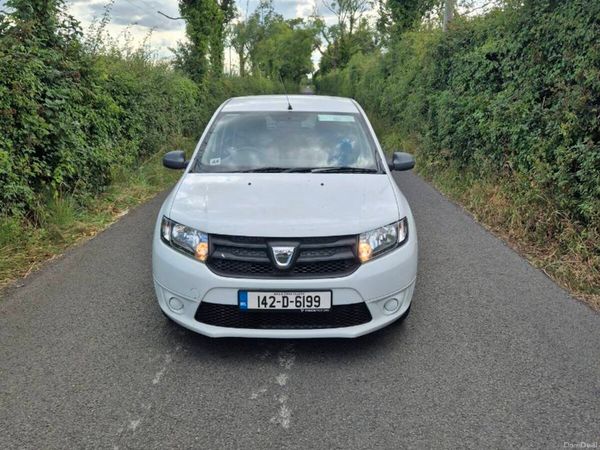 Dacia Sandero Hatchback, Petrol, 2014, White