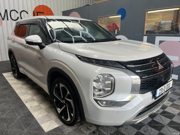 Mitsubishi Outlander SUV, Petrol Plug-in Hybrid, 2023, White