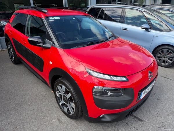 Citroen C4 Cactus Hatchback, Diesel, 2015, Red