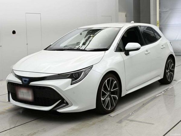 Toyota Corolla Hatchback, Petrol Hybrid, 2021, White
