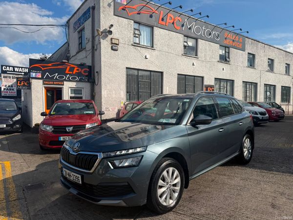 Skoda Kamiq Hatchback, Petrol, 2021, Grey