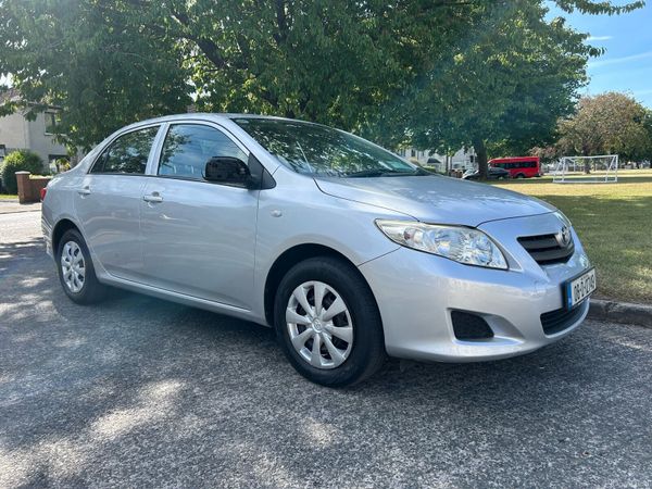 Toyota Corolla Saloon, Petrol, 2008, Silver