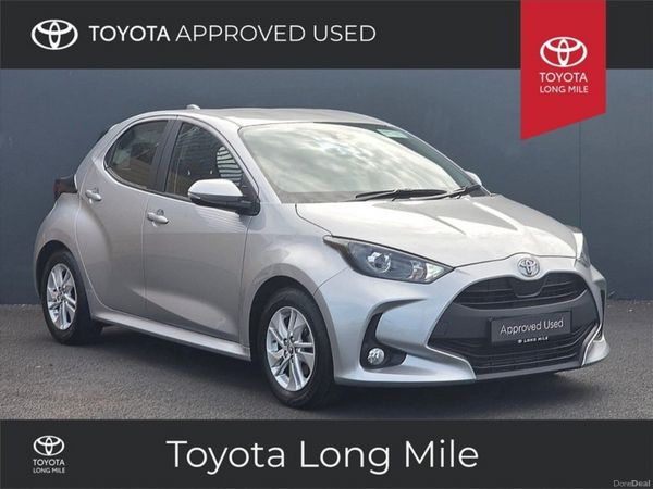 Toyota Yaris Hatchback, Petrol Hybrid, 2021, Silver