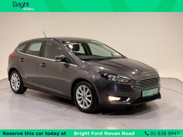 Ford Focus Hatchback, Petrol, 2018, Grey