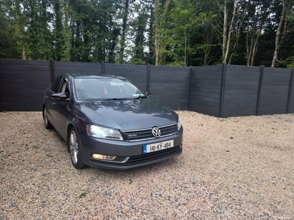 Volkswagen Passat Saloon, Diesel, 2014, Grey