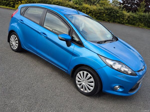Ford Fiesta Hatchback, Diesel, 2010, Blue