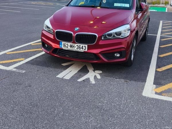 BMW 2-Series Hatchback, Diesel, 2016, Red