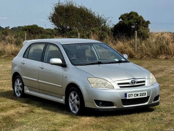 Toyota Corolla Hatchback, Petrol, 2007, Silver