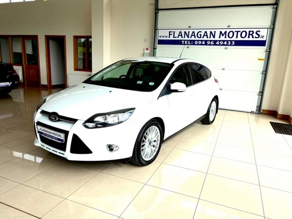 Ford Focus Hatchback, Diesel, 2014, White