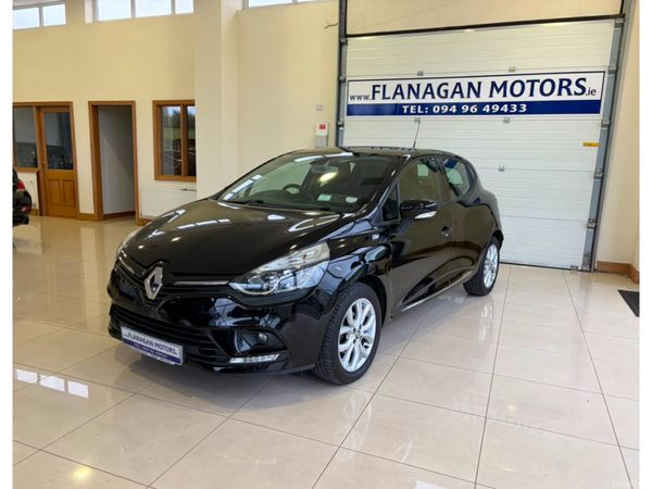 Renault Clio Hatchback, Diesel, 2019, Black