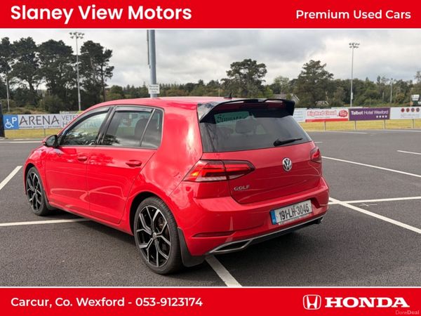 Volkswagen Golf Hatchback, Diesel, 2019, Red