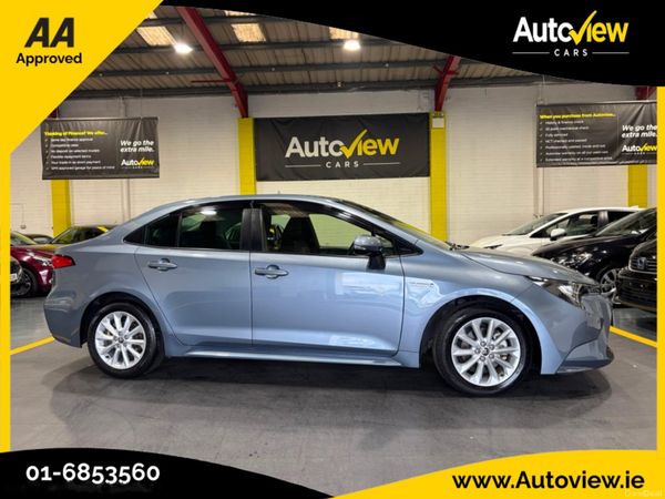 Toyota Corolla Saloon, Petrol Hybrid, 2020, Grey