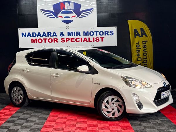 Toyota Aqua Hatchback, Petrol Hybrid, 2015, White