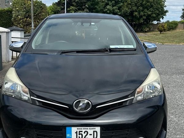 Toyota Vitz Hatchback, Petrol, 2015, Black