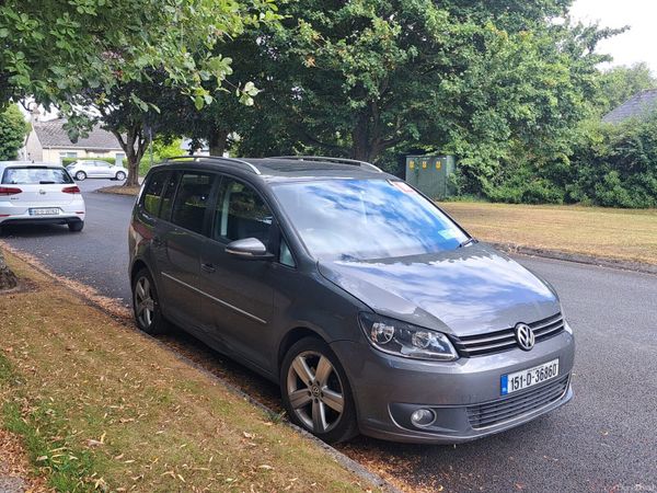 Volkswagen Touran MPV, Diesel, 2015, Grey