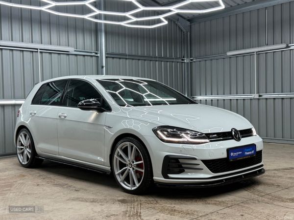 Volkswagen Golf Hatchback, Diesel, 2017, White