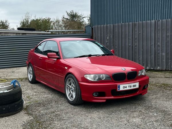 BMW 3-Series Coupe, Petrol, 2004, Red