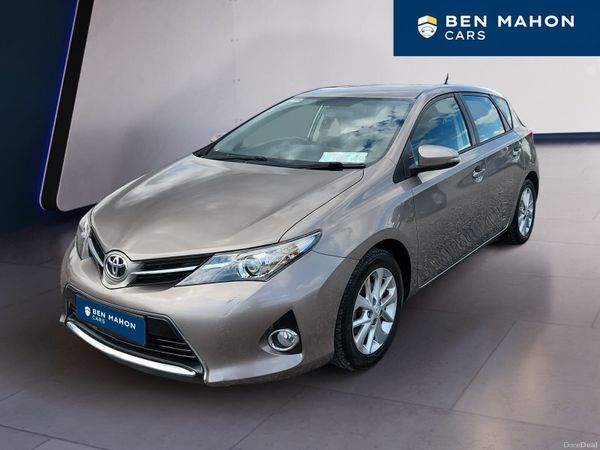 Toyota Auris MPV, Petrol, 2015, Bronze