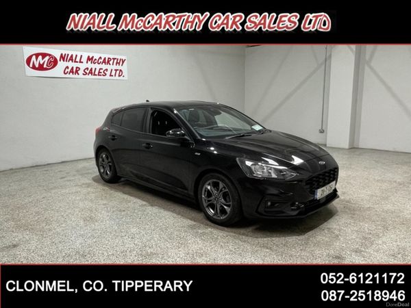 Ford Focus Hatchback, Diesel, 2021, Black