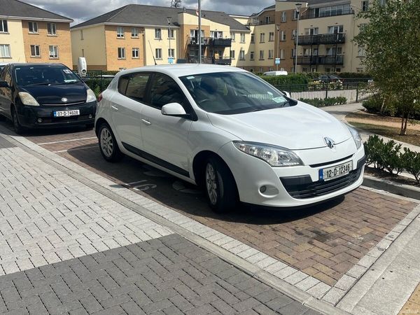 Renault Megane Hatchback, Diesel, 2012, White